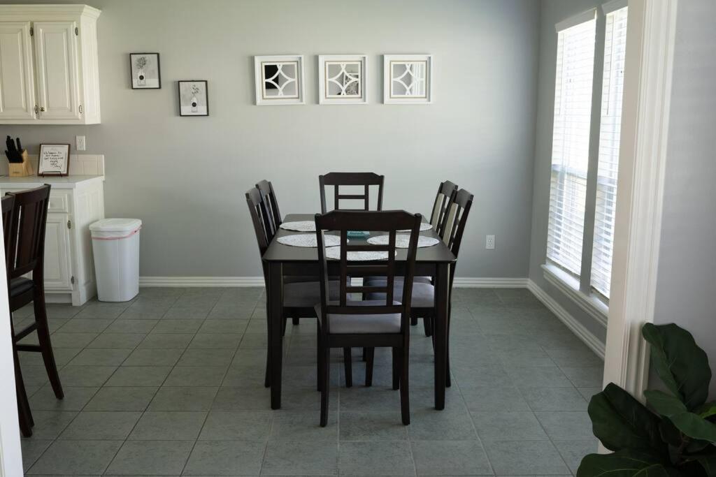 Walking Distance To Coler Mtn Bike - 3Br 2Ba Villa Bentonville Eksteriør bilde
