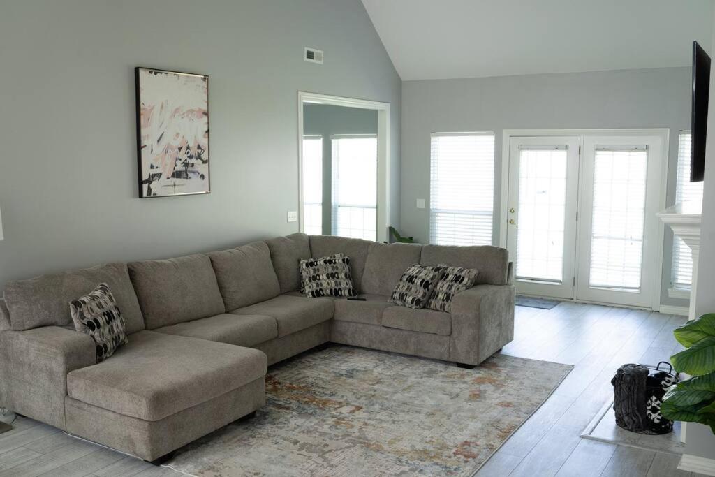 Walking Distance To Coler Mtn Bike - 3Br 2Ba Villa Bentonville Eksteriør bilde